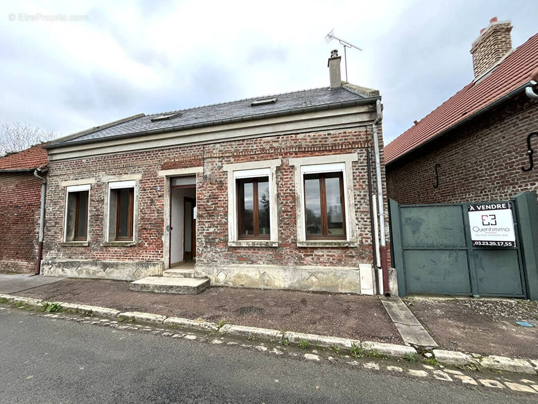 Maison à ANGUILCOURT-LE-SART