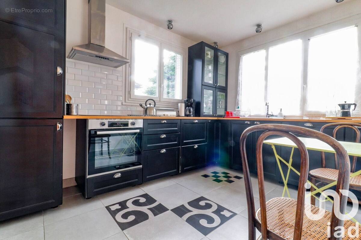 Photo 1 - Maison à SAINT-GERMAIN-LES-ARPAJON