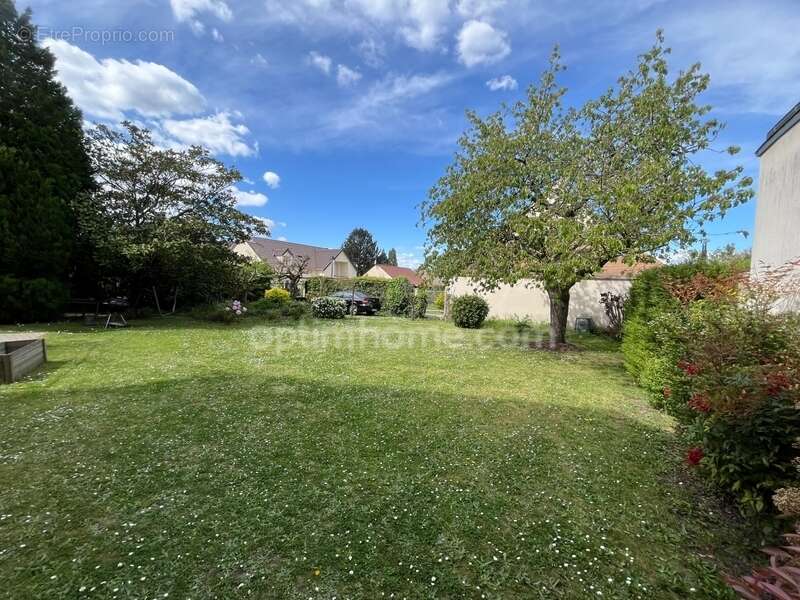 Maison à SAINT-PRIX