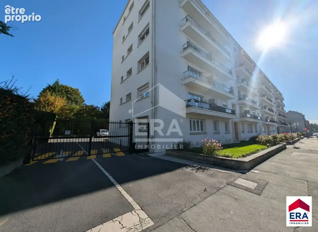 Photo Appartement à Croix au prix de 242 000€