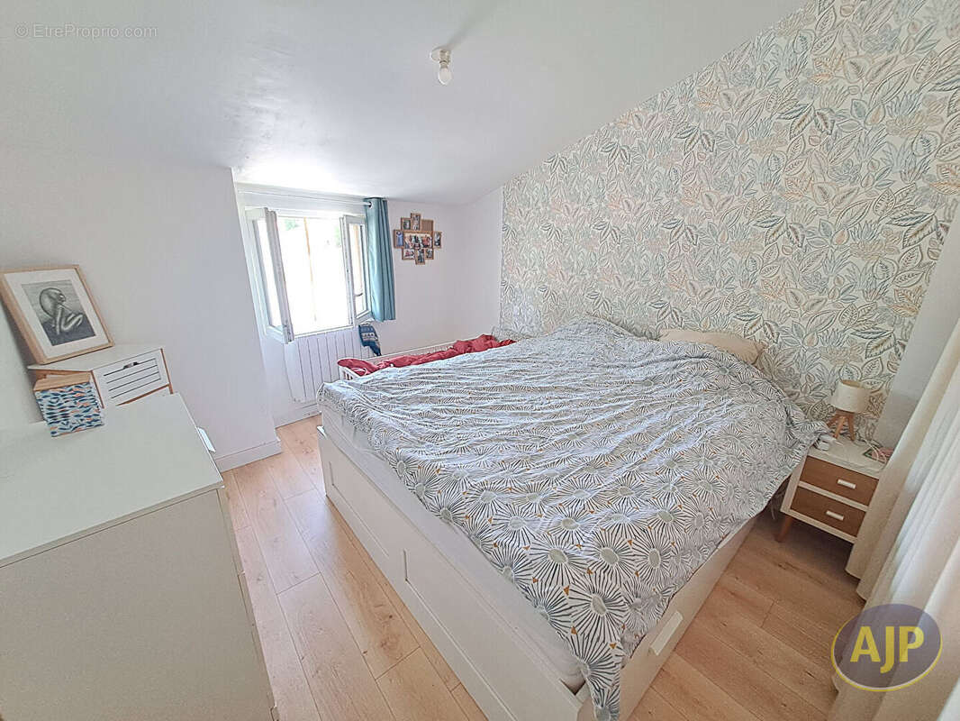Maison à FROIDFOND
