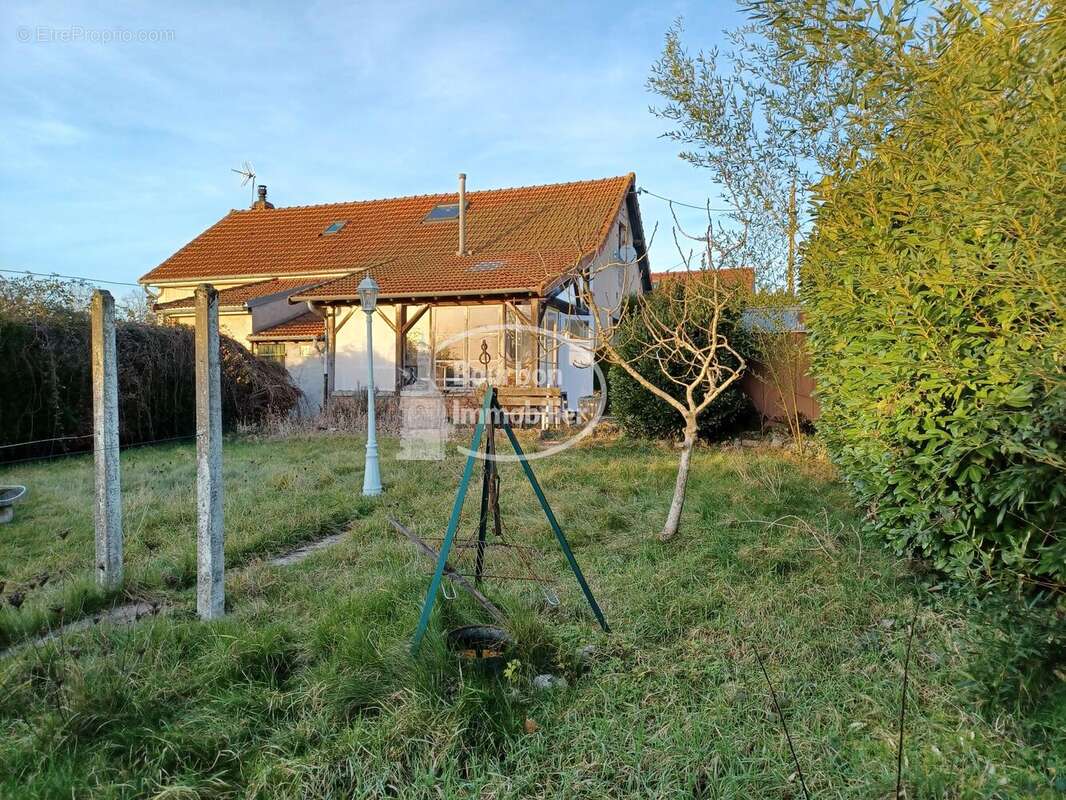 n°8 - Maison à BOURBON-LANCY