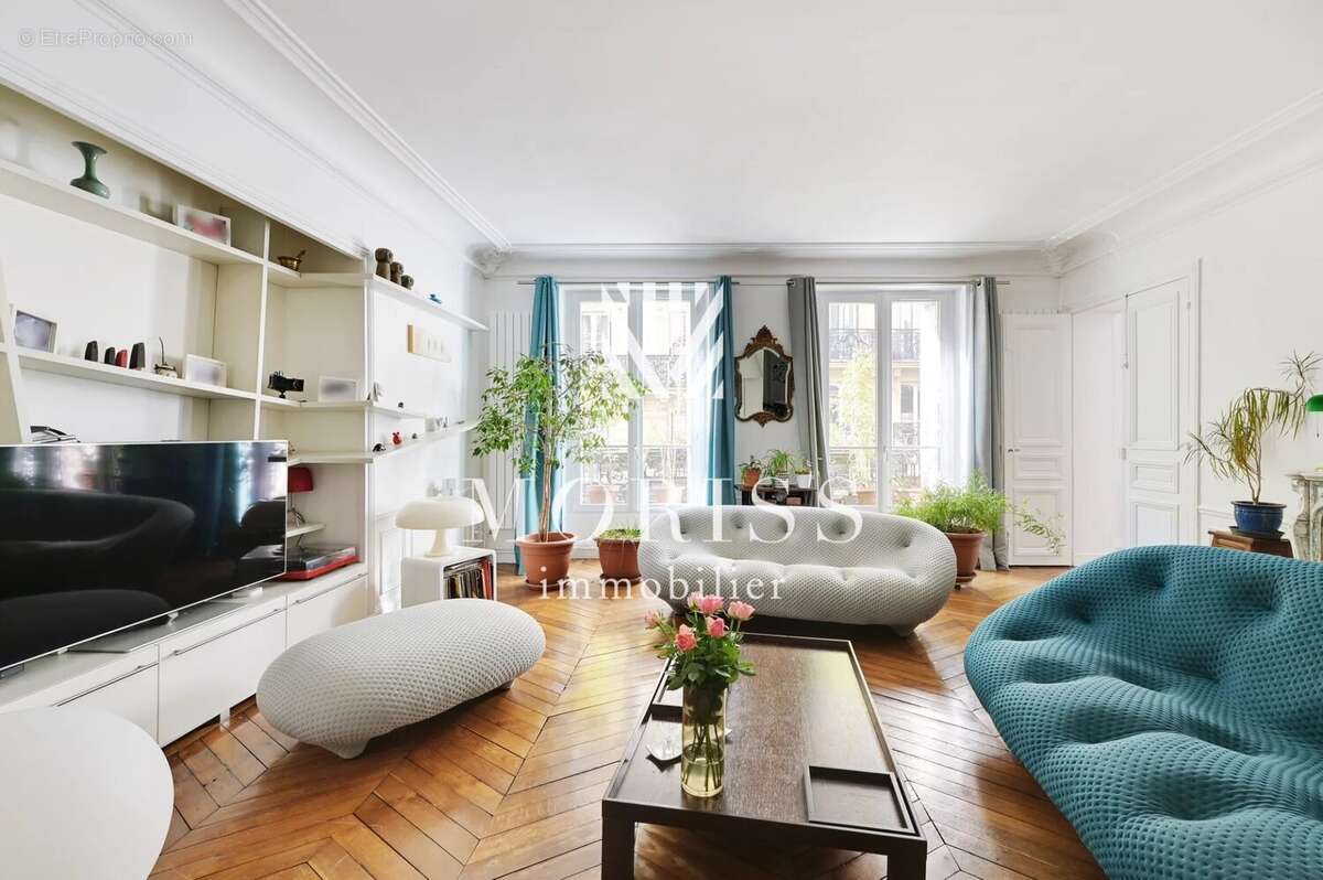 Appartement à PARIS-18E