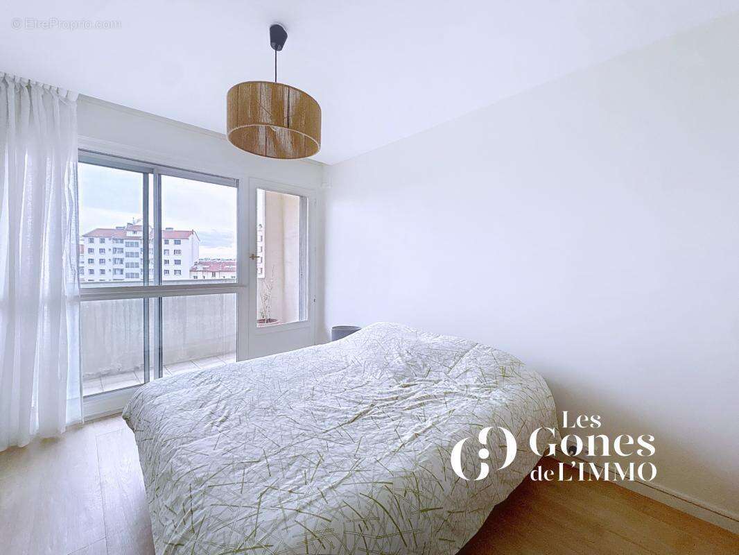 Appartement à LYON-8E