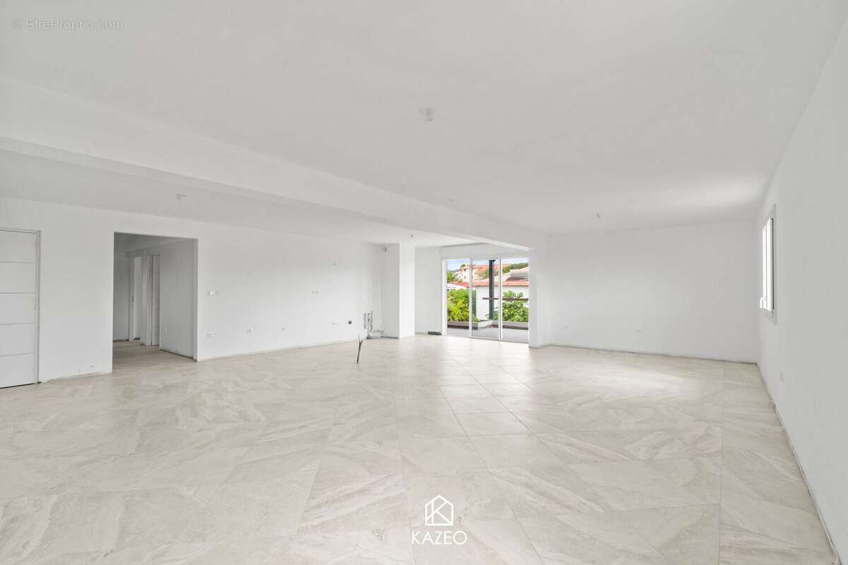 Appartement à FORT-DE-FRANCE