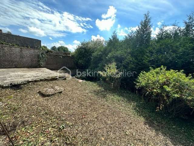 Appartement à ETEIGNIERES