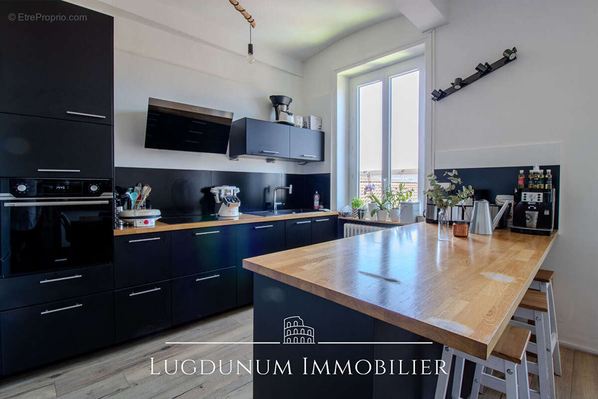 Appartement à BELLEVILLE