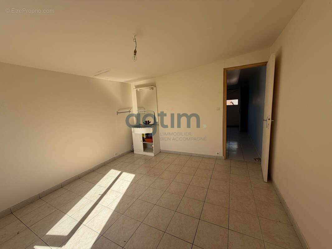 Maison des années 60 à rénover  - Les Sables d'Olonne - photo 7