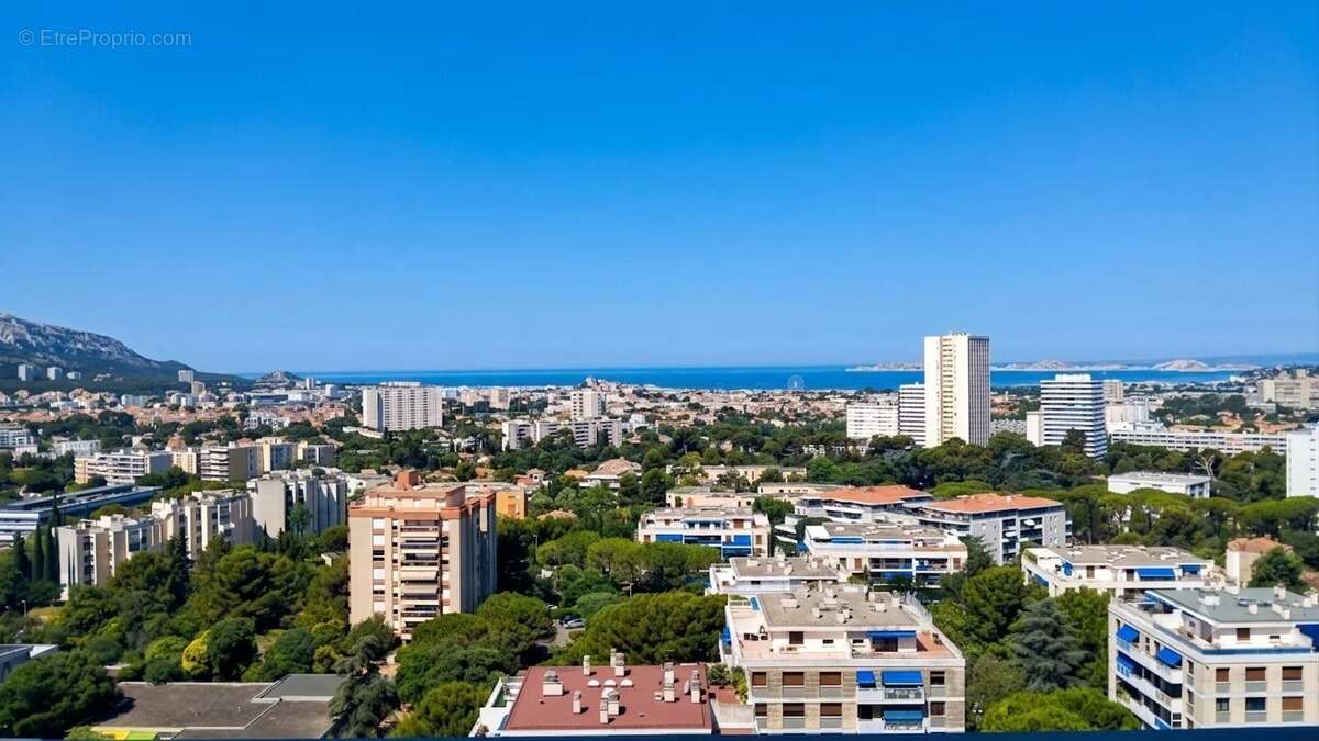Appartement à MARSEILLE-9E