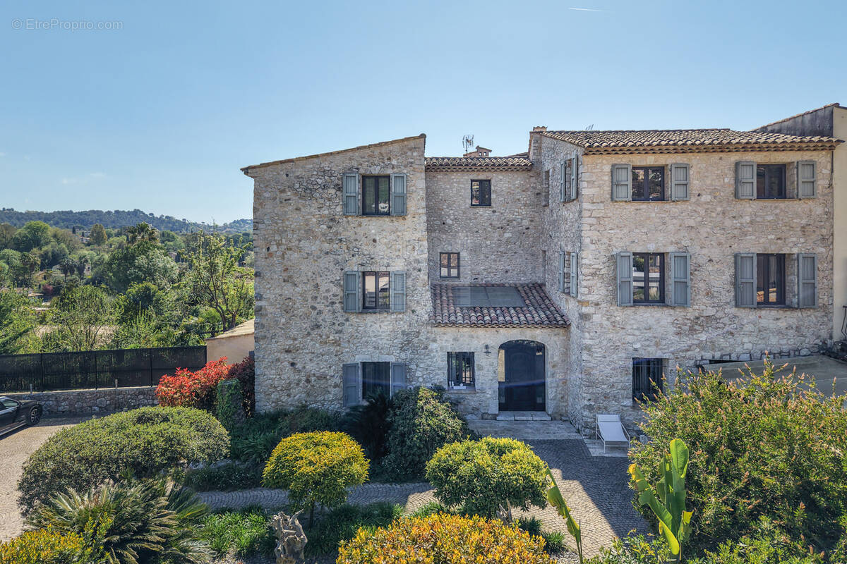 Maison à LA COLLE-SUR-LOUP