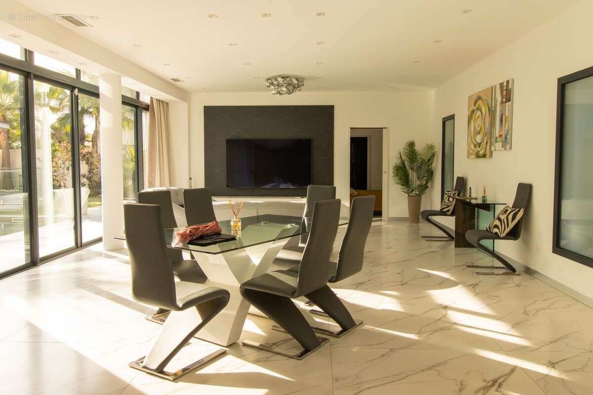 Villa prestigieuse T6 standing, piscine, garage, 100m de la mèr, Cap d'Agde, Golf - AGDE - photo 7