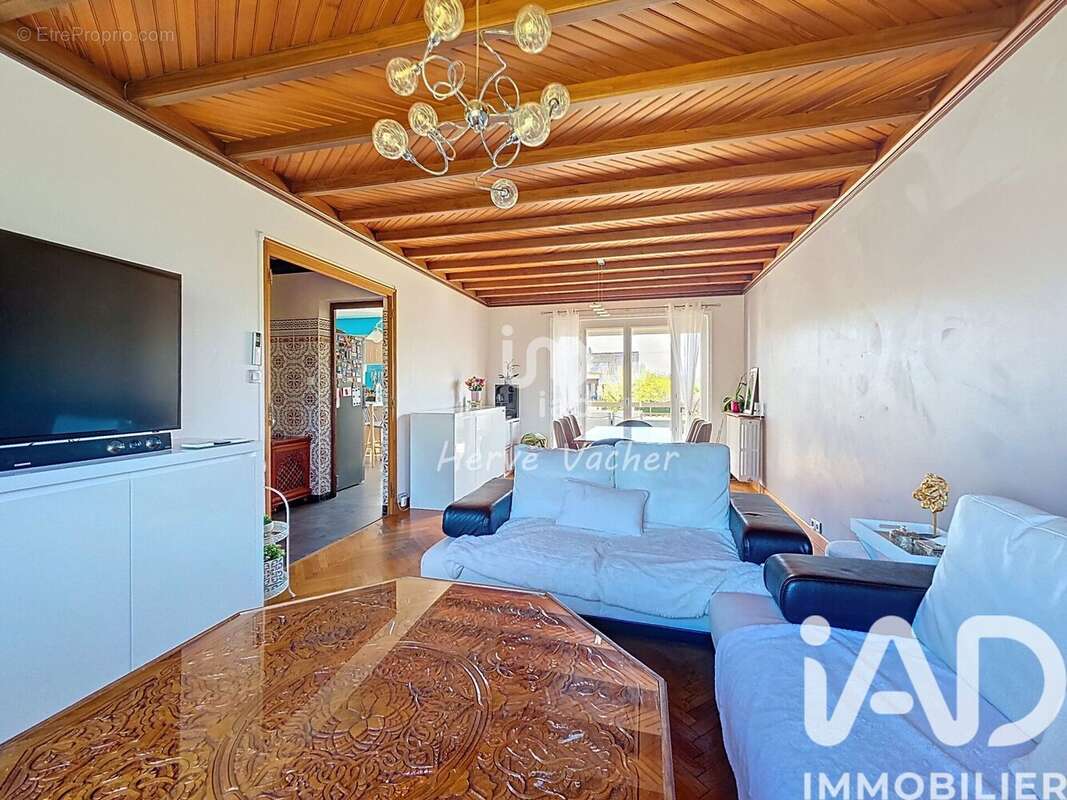 Photo 9 - Maison à SAINT-DENIS-LES-BOURG