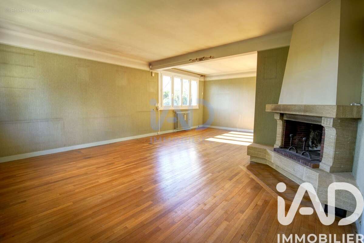 Photo 3 - Maison à VILLECRESNES