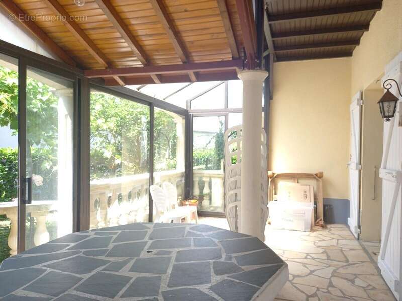 Maison à vendre 7 pièces VILLEFRANCHE DE ROUERGUE (12) - photo 4