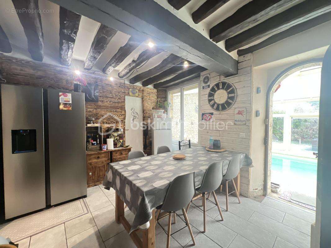 Maison à SACLAS