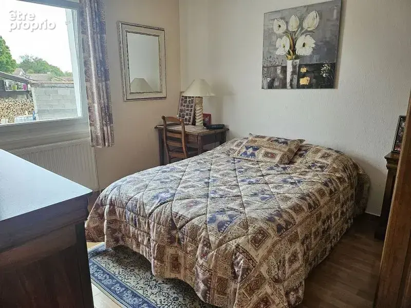Maison 140 m² à Montrond-Les-Bains  - photo 7