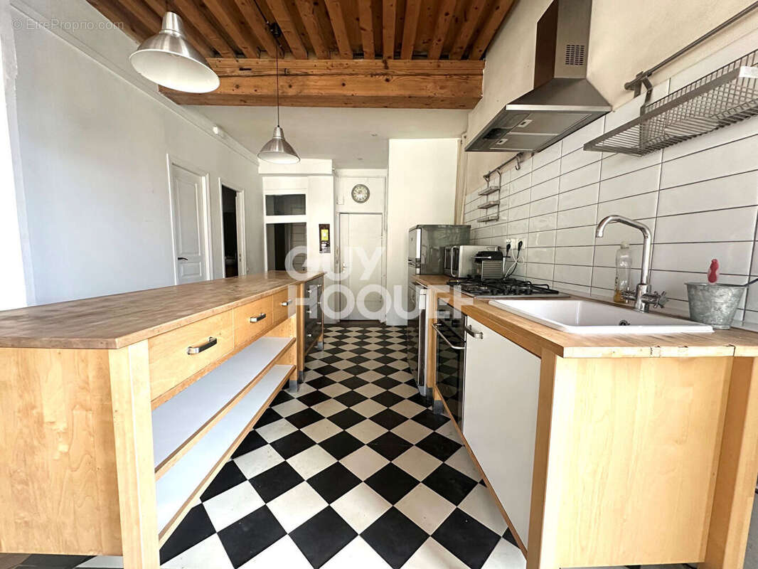 Appartement à LYON-5E