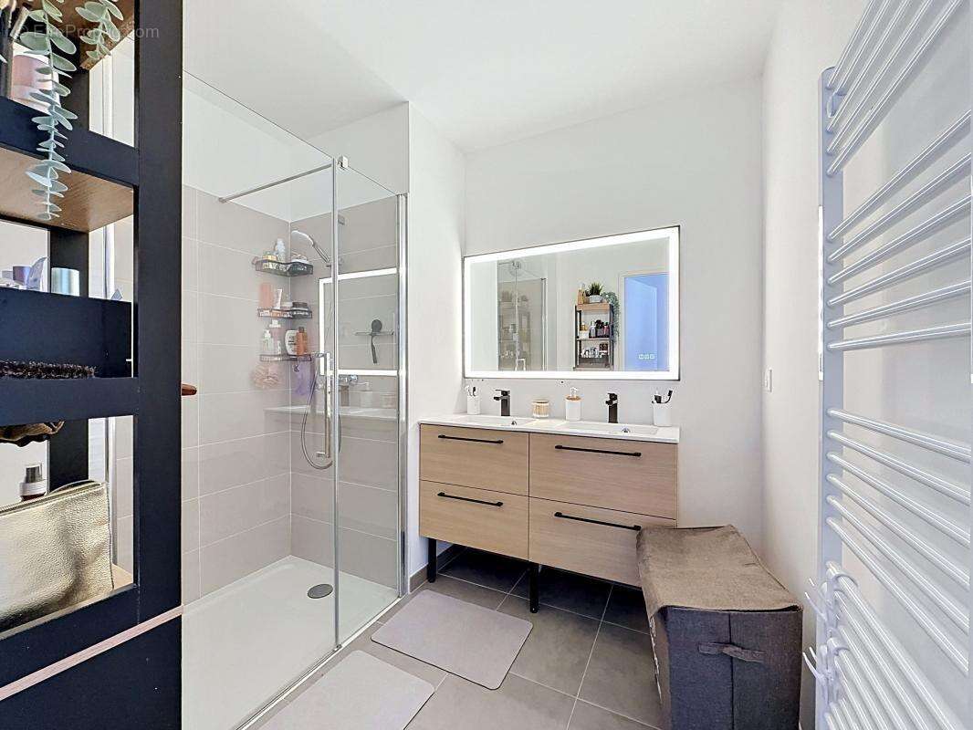 Appartement à NIEUL-SUR-MER