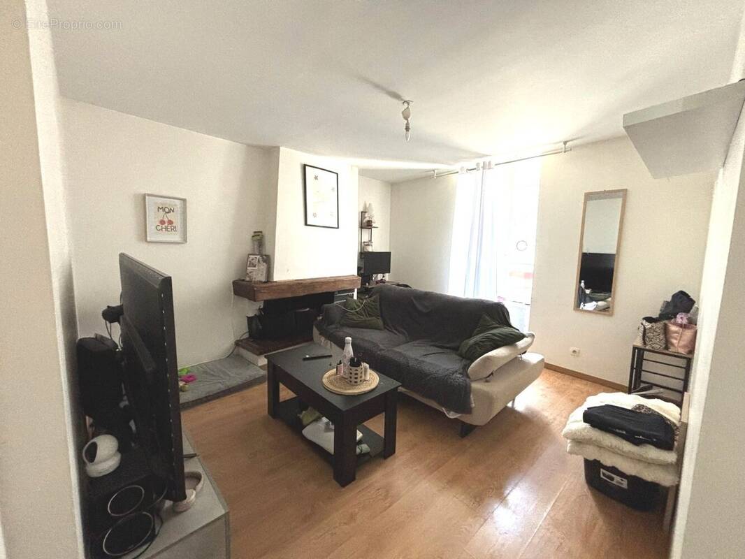 SEJOUR 1ER ETAGE - Appartement à VALENCE