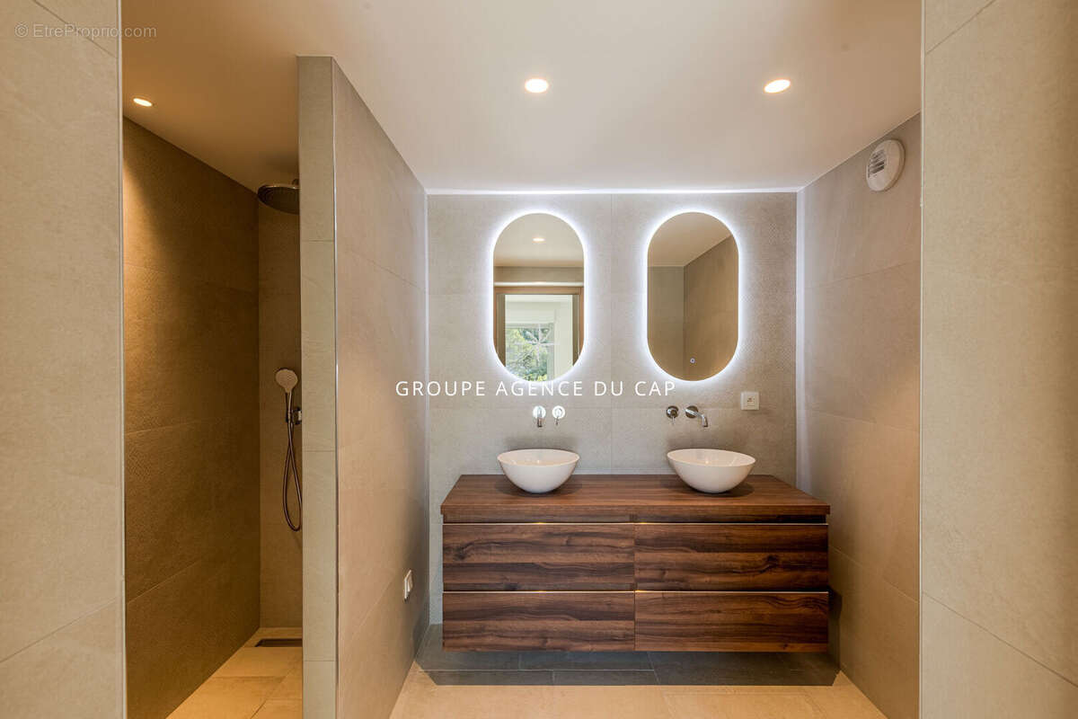 Maison à SAINT-RAPHAEL