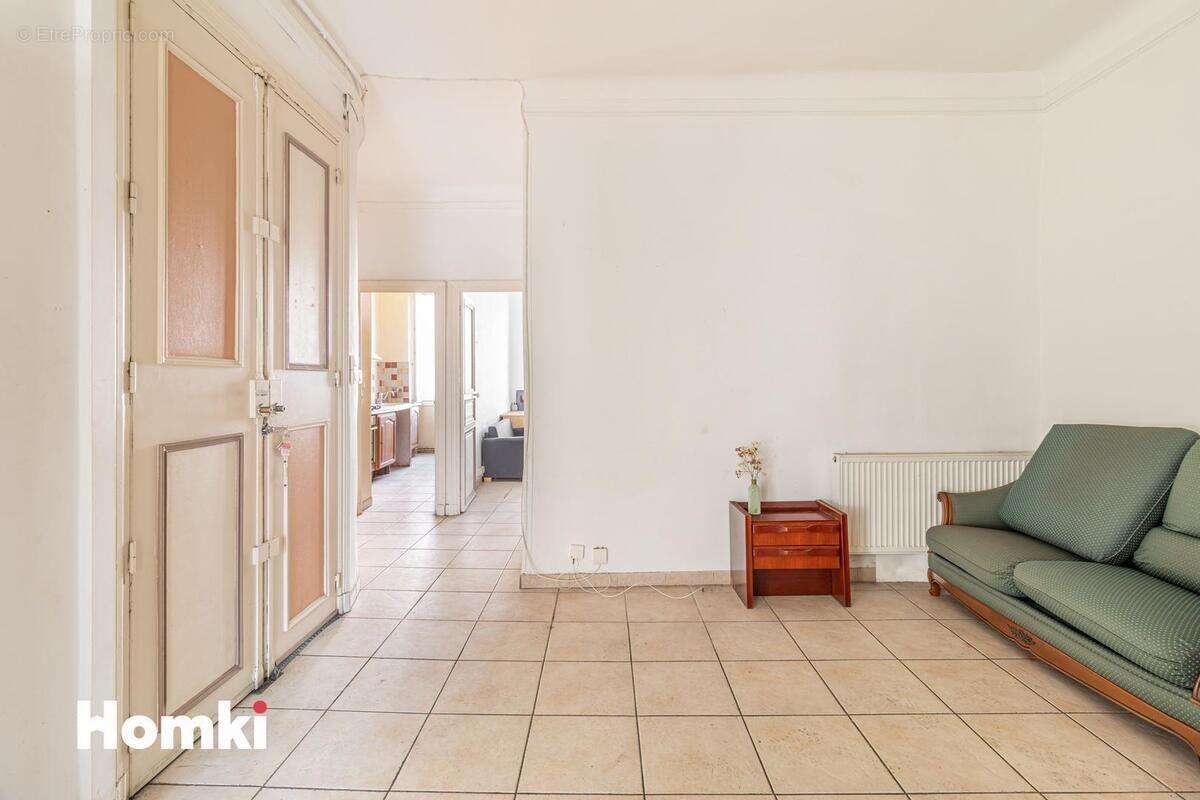 Appartement à MARSEILLE-6E