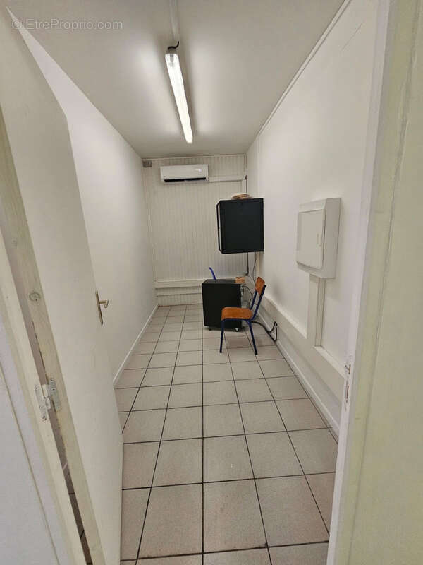 Commerce à RIVIERE-SALEE