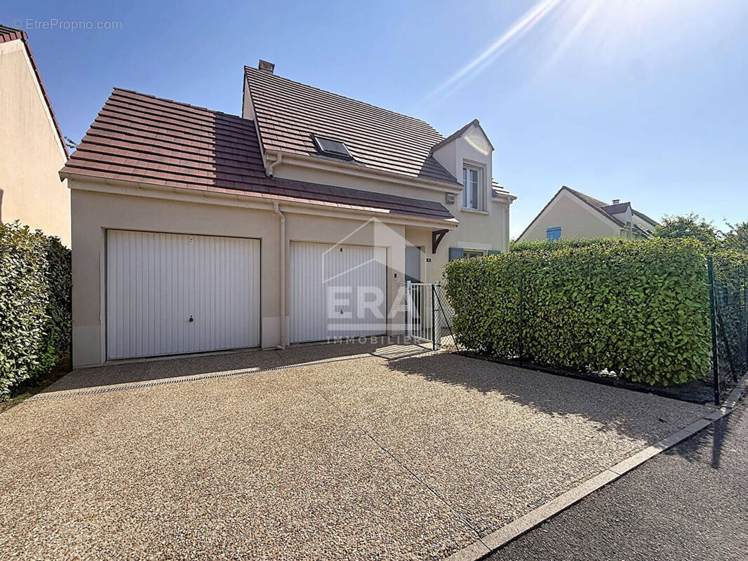 Maison à ANGERVILLE
