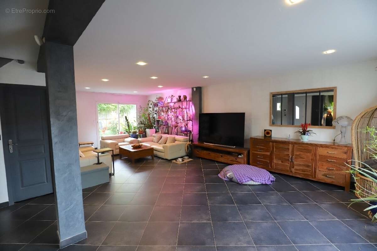 Maison à TOURNAN-EN-BRIE