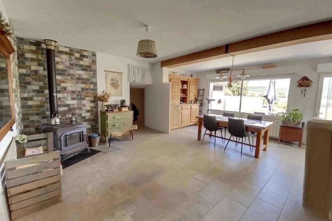 Maison à GARENNES-SUR-EURE