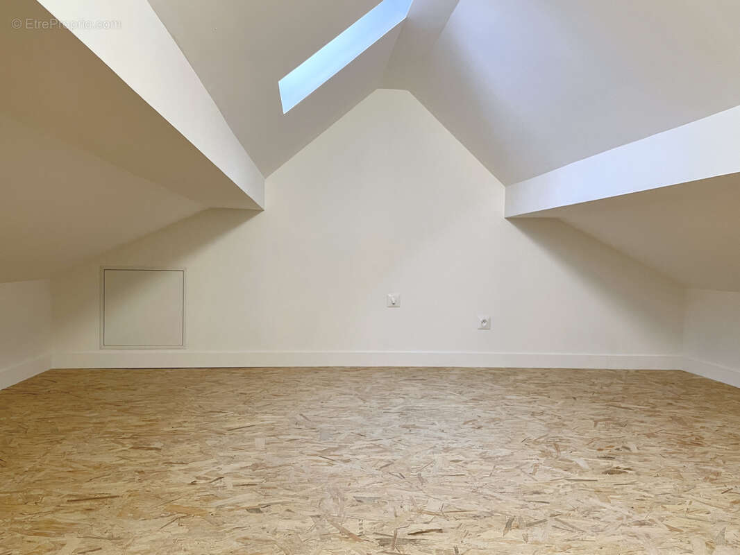 Maison à SAINT-QUENTIN