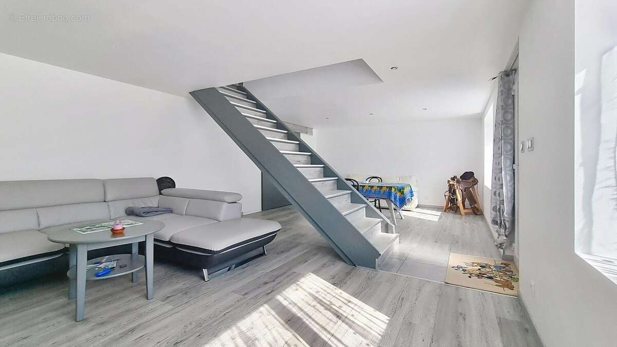 Photo 3 - Maison à MARTINET