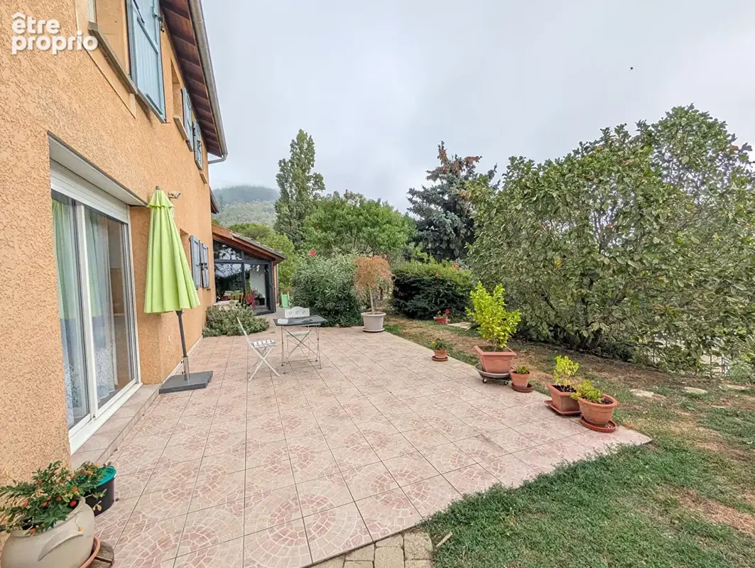 Chuyer : maison de 207 m² sur terrain de 1300 m2 - photo 15
