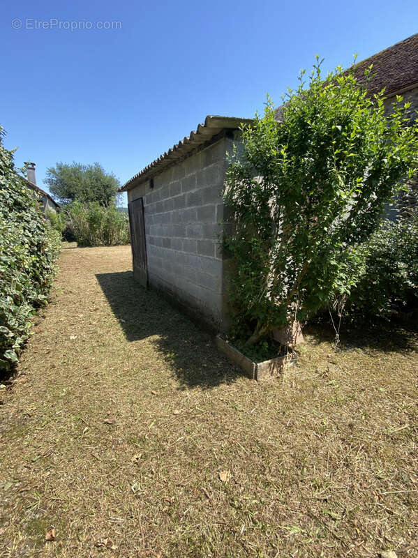 Maison à MONEIN