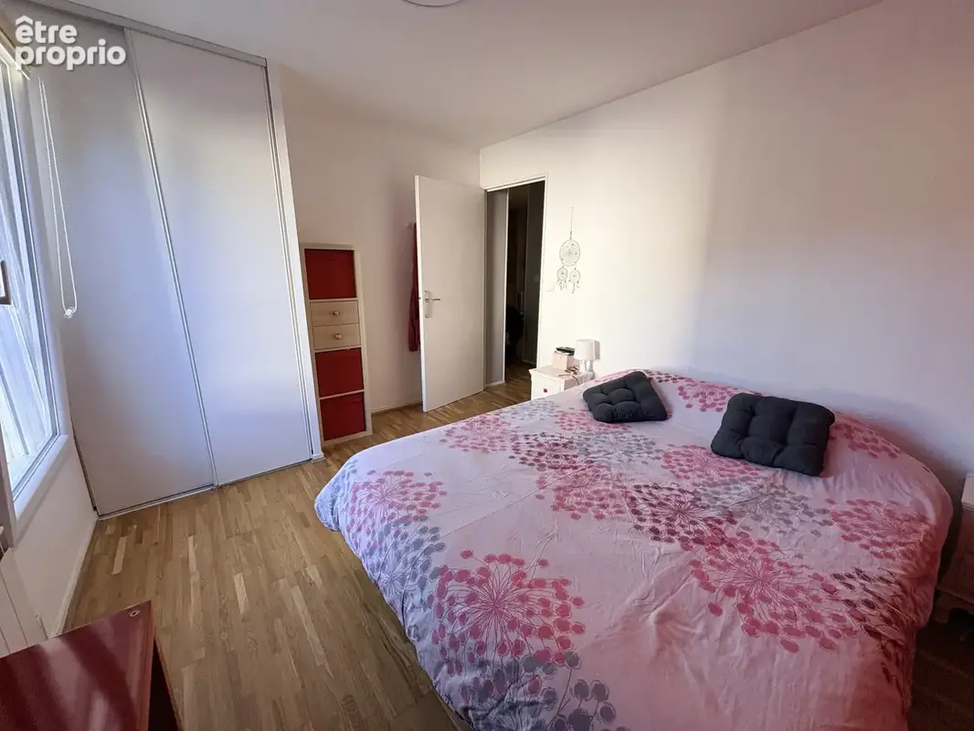 Appartement T3 lumineux avec balcon, garage et parking - photo 10