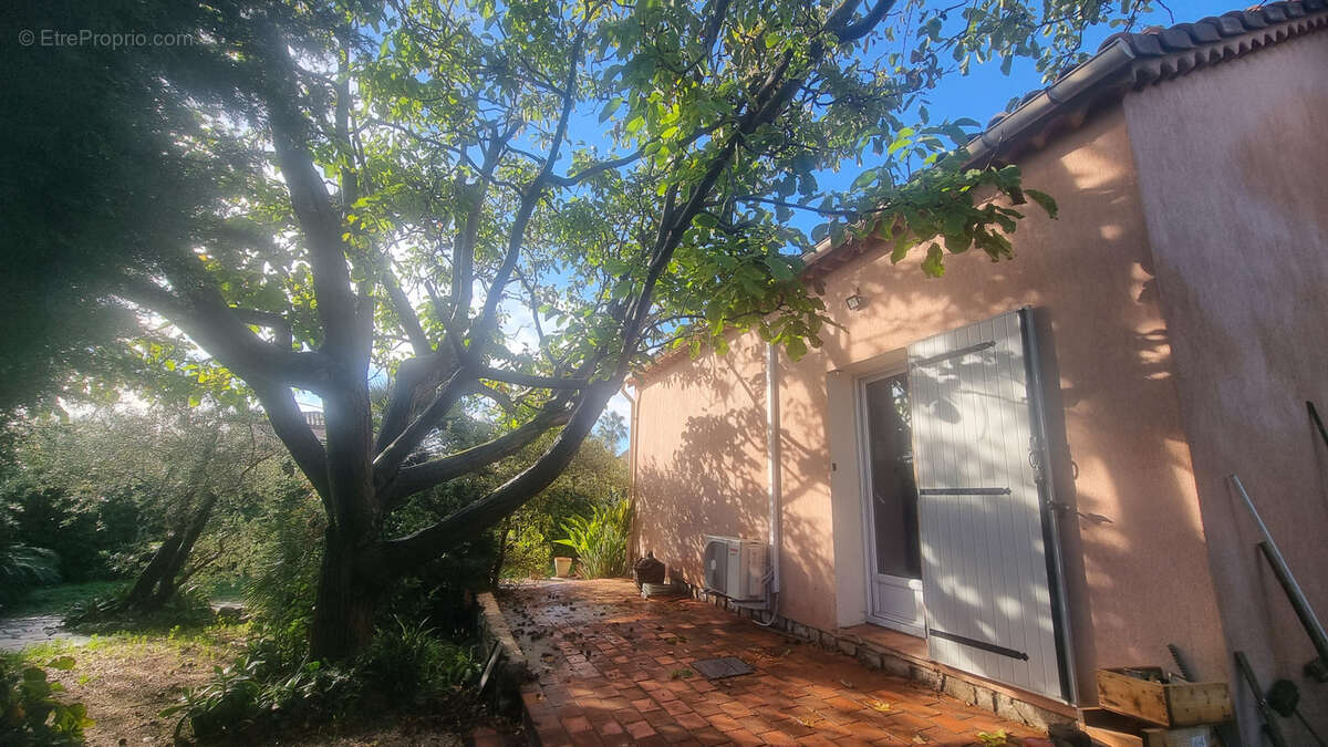 Maison à LA FARLEDE