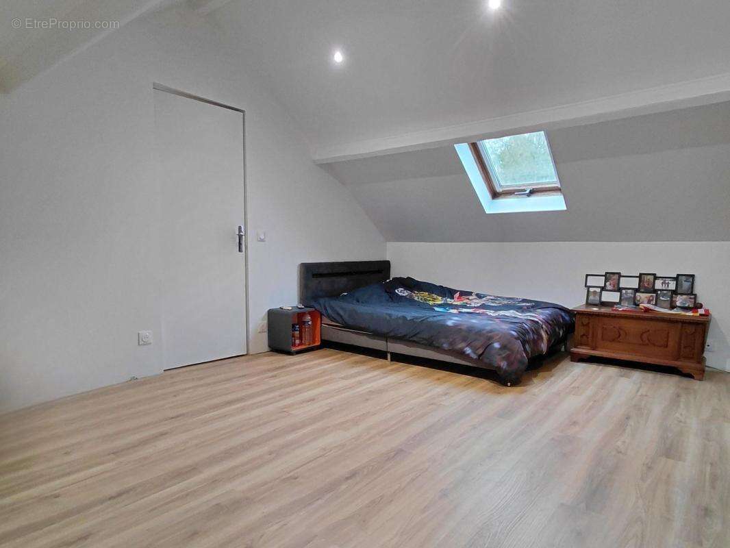 Maison à vendre 7 pièces BRIENON SUR ARMANCON (89) - photo 11
