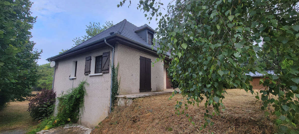 Pavillon familial avec vie de plain-pied dans un secteur recherché ! - photo 18