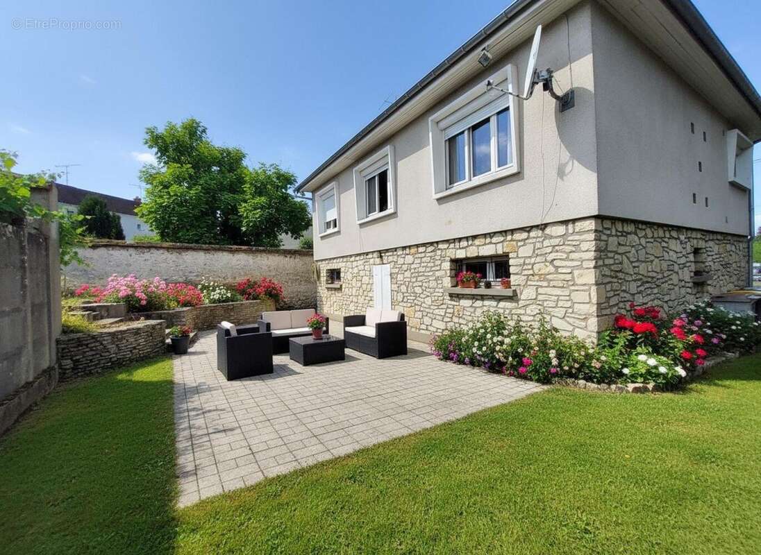 Photo 3 - Maison à MORET-SUR-LOING