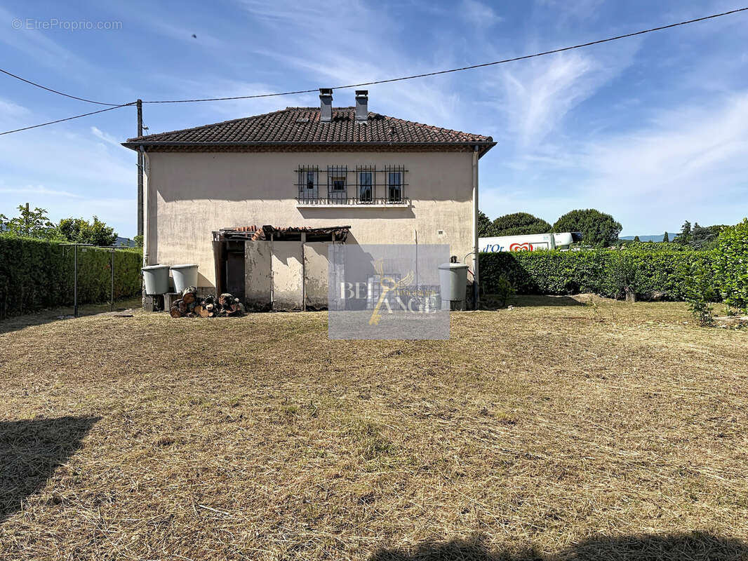 Maison à RUOMS