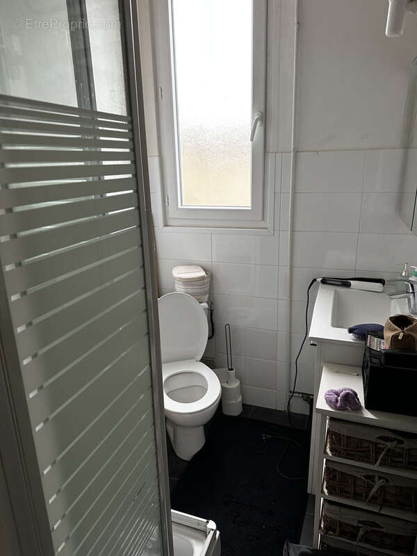 Appartement à COURBEVOIE