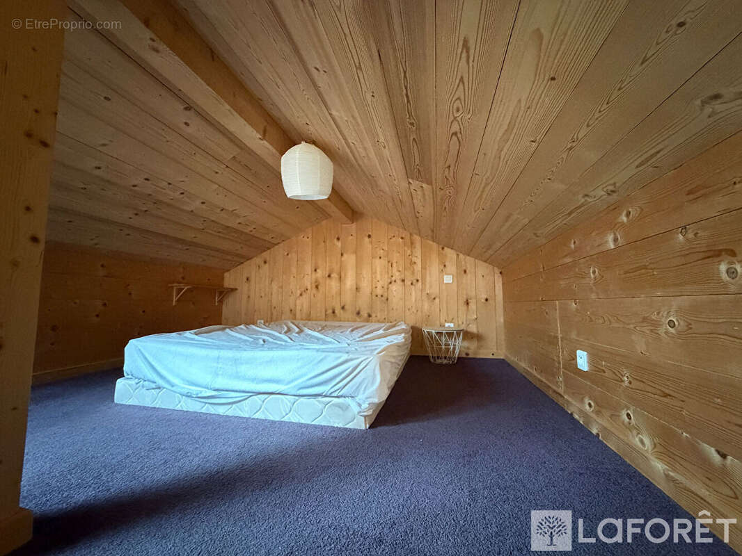 Appartement à LES GRANGETTES