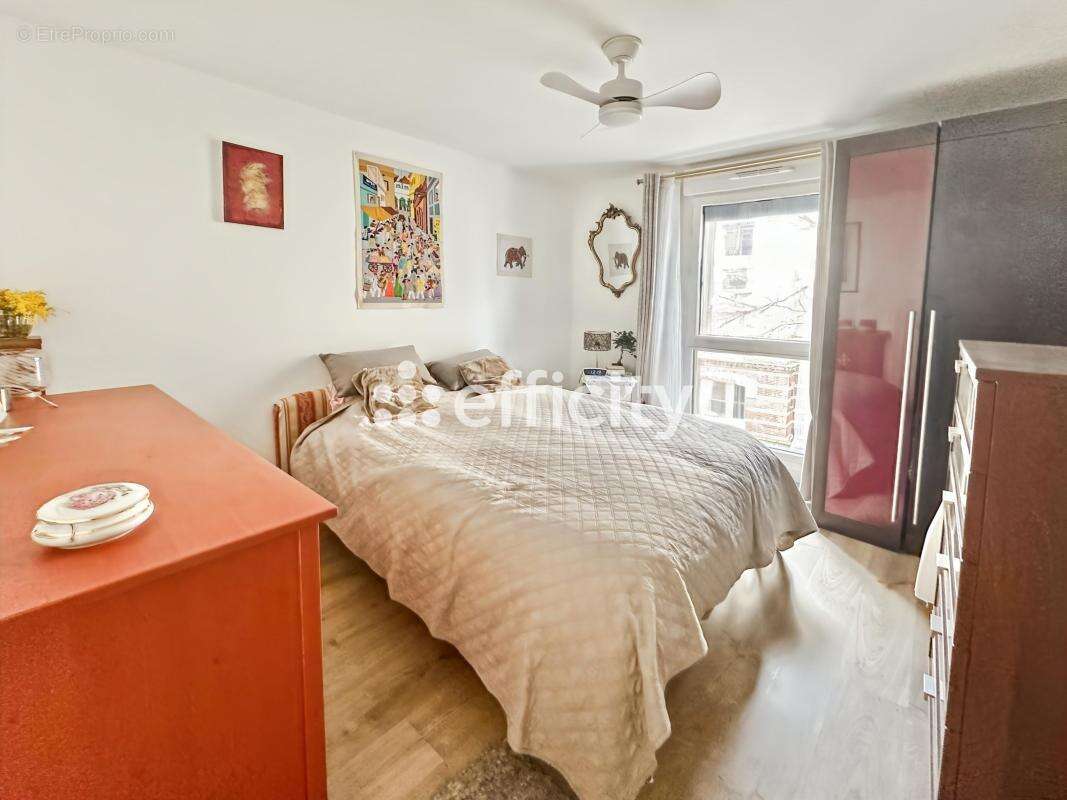 Appartement à ASNIERES-SUR-SEINE