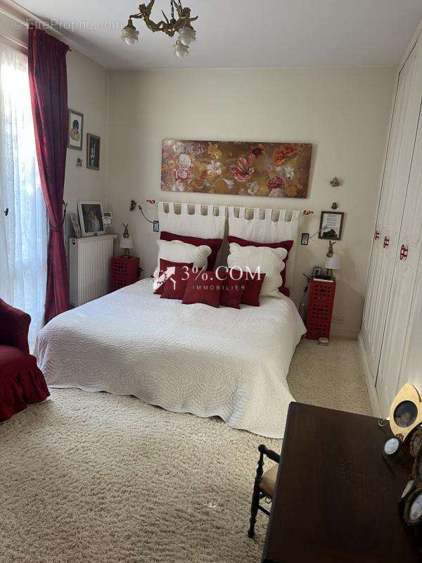 3%. com immobilier à  poitiers - photo 19