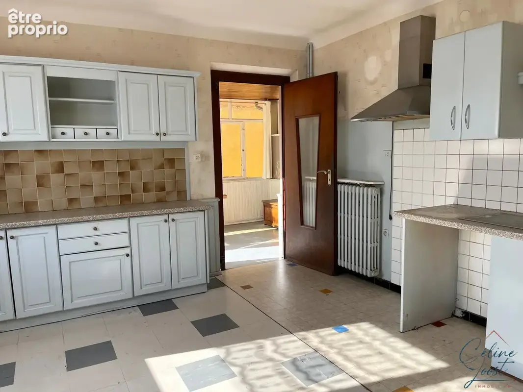 Quartier résidentiel ! Lumineuse maison de 126 m2 sur 5,82 ares - photo 6