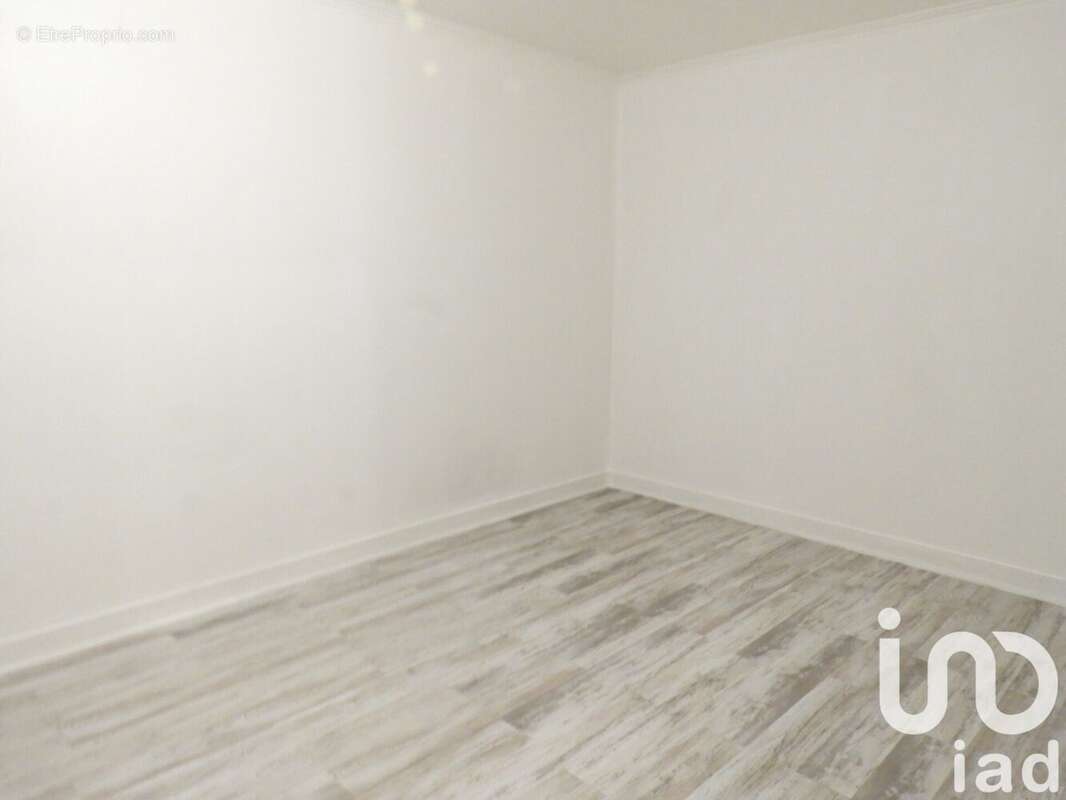 Photo 2 - Appartement à VILLIERS-LE-BEL