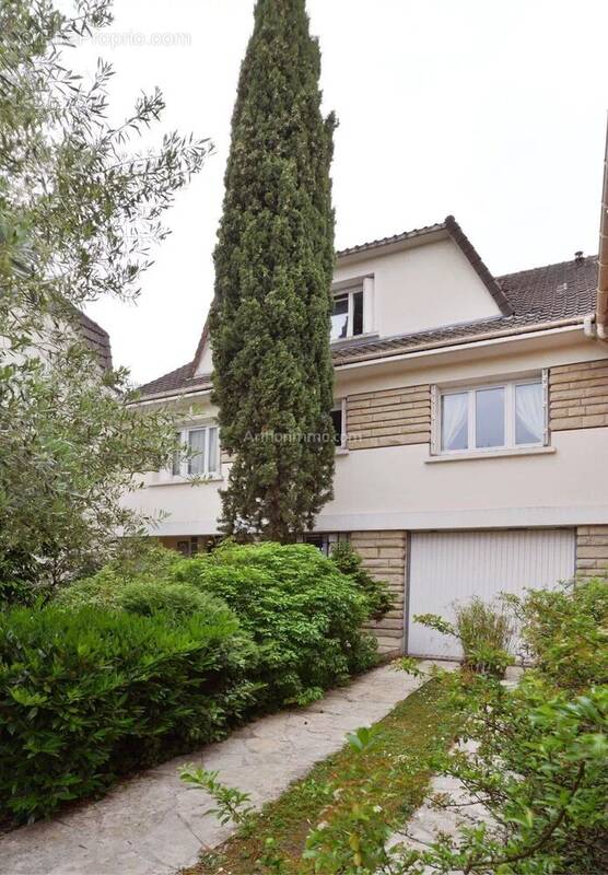 Maison à BRY-SUR-MARNE