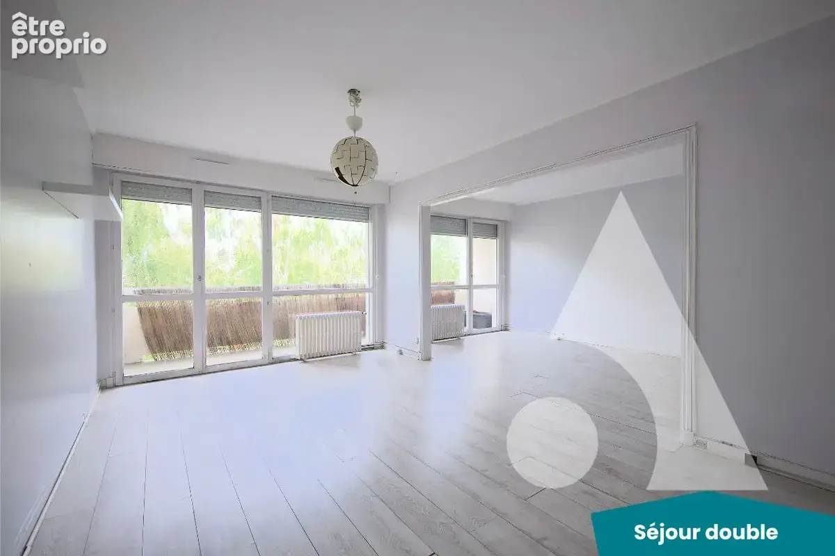 Appartement F4 avec CAVE et BOX FERMÉ secteur Aguado - photo 2