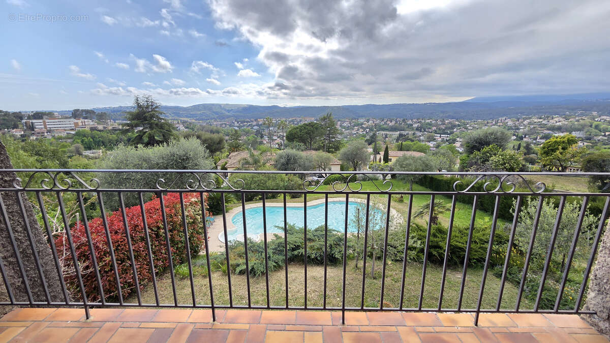 Maison à CAGNES-SUR-MER
