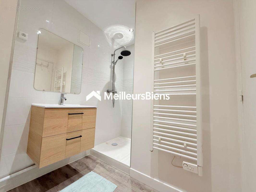 Appartement à PERSAN