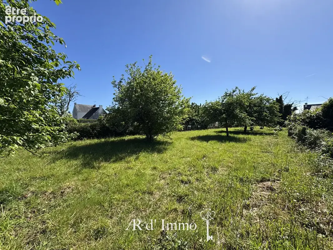 Terrain constructible viabilisé 1 876 m² - Idéalement situé - photo 3